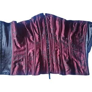 Victoria's Secret Corset size small Satin Maroon/black Vamp Witchy Baddier